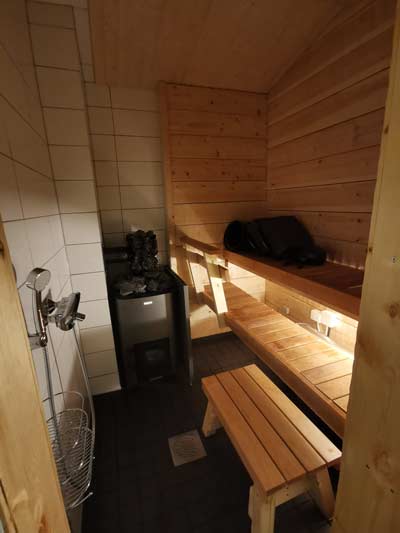 ollilanlomamajat-001-sauna