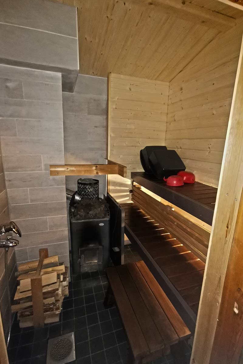 d003-sauna